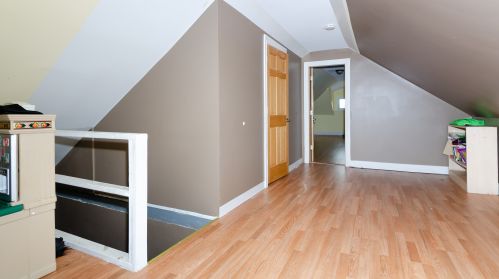 6030 Mozart St, Chicago IL 60629-2217 exterior