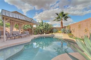 2416 Roberta Ln, Phoenix AZ  85085-5748 exterior