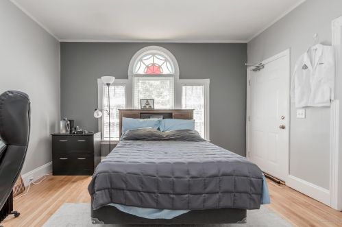 1179 Washington Ave, Portland ME 04103-2042 exterior