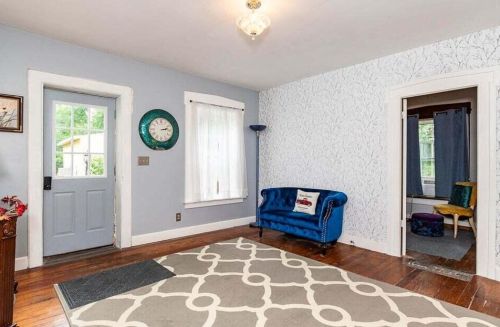 514 Kalamazoo St, Paw Paw MI 49079-1130 exterior