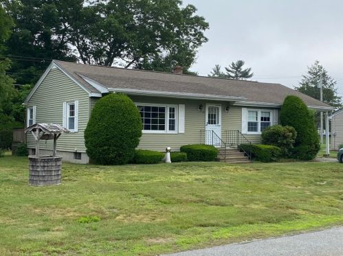 22 Elaine St, Webster, MA 01570-3647