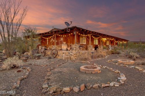 47713 29 Ave, Phoenix AZ 85087-9638 exterior