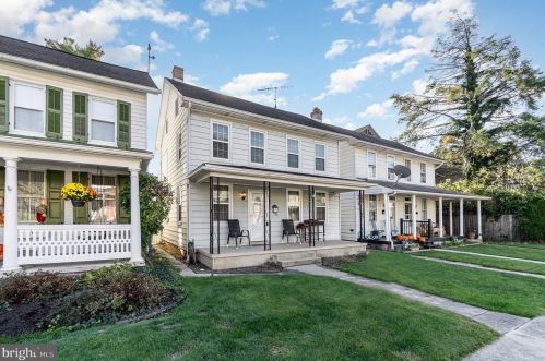 309 Walnut St, Hanover PA  17331-2537 exterior