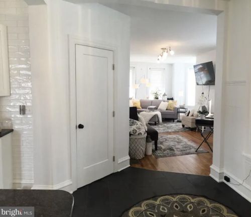 2008 Marietta Ave, Lancaster PA 17603-2354 exterior