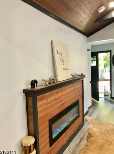 5 Bucknell Trl, Hopatcong NJ  07843-1760 exterior