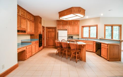 2761 Riverfront Dr, Lithonia GA 30039-8523 exterior