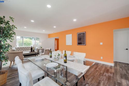 1539 Blake St, Berkeley CA 94703-1830 exterior