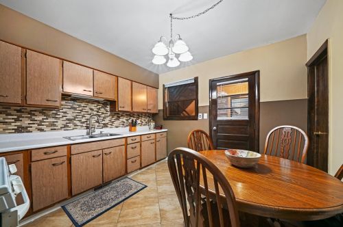 2230 Kenneth Ave, Chicago IL 60652-3531 exterior