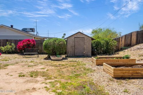 10824 12th St, Phoenix AZ  85020-1131 exterior