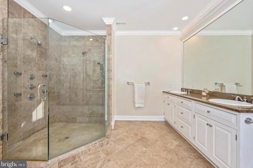 11340 Albermyrtle Rd, Rockville MD exterior