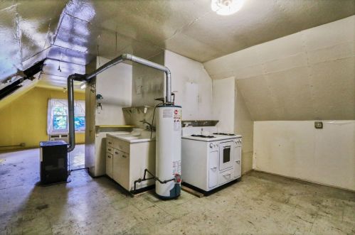 1931 Addison St, Chicago IL 60613-3504 exterior