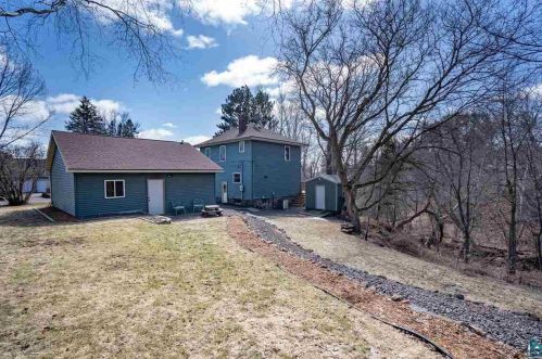 1807 Springvale Rd, Duluth MN 55811-3151 exterior