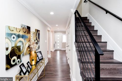 5200 New Hampshire Ave, Washington DC 20011-7920 exterior