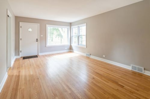 6539 Neva Ave, Chicago IL  60631-1677 exterior