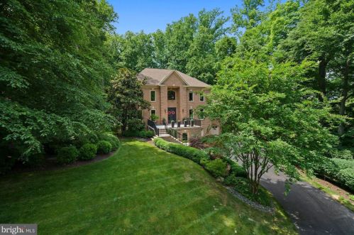 624 Live Oak Dr, Mc Lean VA 22101-1563 exterior