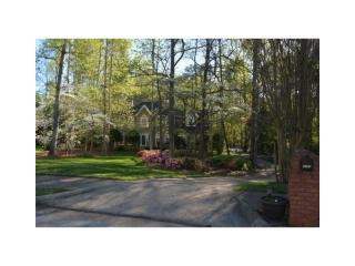 5395 Leeward Run Dr, Alpharetta, GA 30005-7887