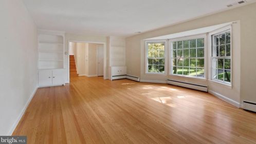 11100 Ralston Rd, Rockville MD  20852-3665 exterior