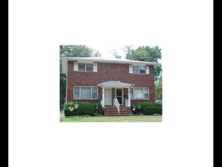 219 7th St, Middlesex NJ  08846-2131 exterior