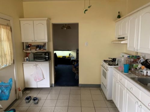 206 Amanda Ave, Pittsburgh PA 15210-2150 exterior