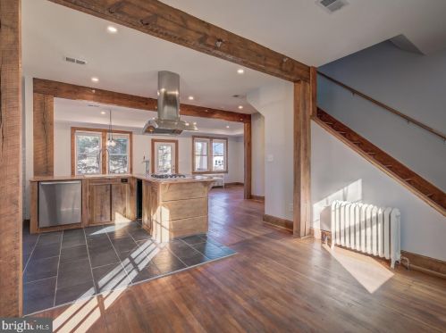 1805 Kearny St, Washington DC  20018-2435 exterior