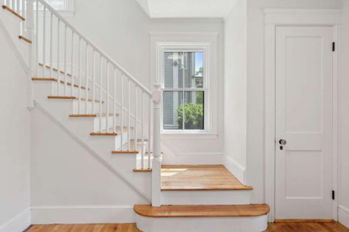 155 Pleasant Ave, Portland ME 04106-6225 exterior