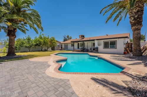 3128 Altadena Ave, Phoenix AZ  85029-3211 exterior