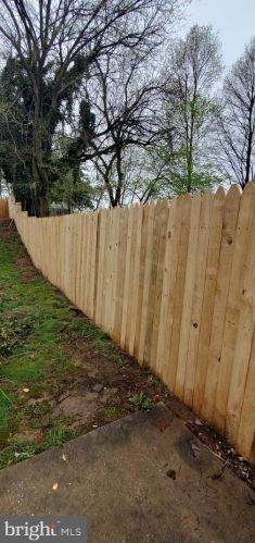 12042 Claridge Rd, Silver Spring, MD 20902-2240