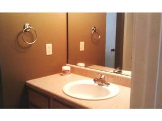 3326 Valley View Dr, Springfield MO  65807-8504 exterior