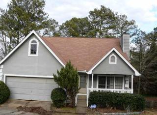820 Stonemill Mnr, Lithonia GA  30058-8232 exterior