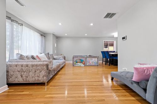 9557 La Salle St, Chicago IL  60628-1327 exterior