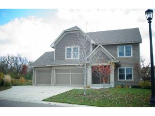 11689 Ivywood Trl, Saint Paul, MN 55129-7795