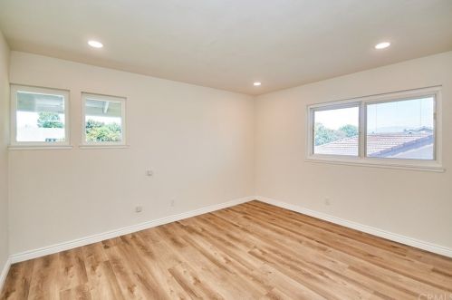 17522 Medford Ave, Tustin CA  92780-1922 exterior