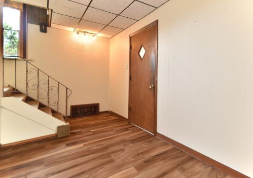 1511 Cass St, Joliet, IL 60432-2703