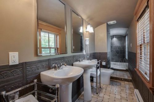 626 4th St, Stillwater MN 55082-4827 exterior