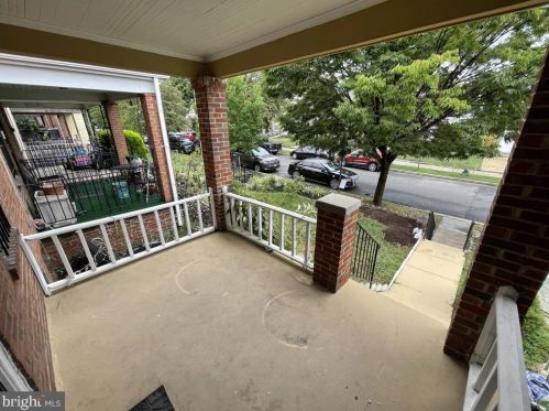 1802 H St, Washington DC  20002-4018 exterior