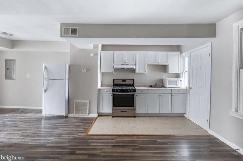 1212 16 St, Washington DC 20002-2502 exterior