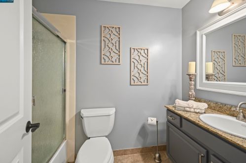 2649 Minert Rd, Concord CA 94518-2630 exterior