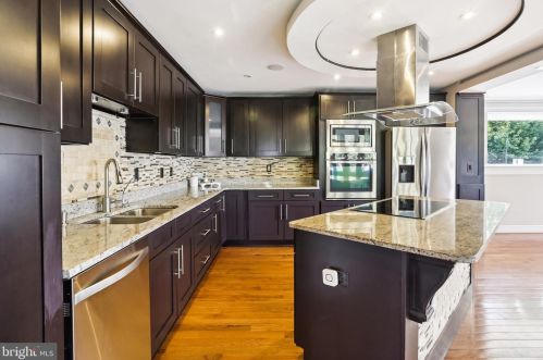 11011 Wheeler Dr, Silver Spring MD  20901-4425 exterior