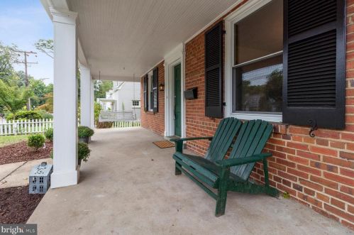 9206 Flower Ave, Silver Spring MD 20901-3438 exterior