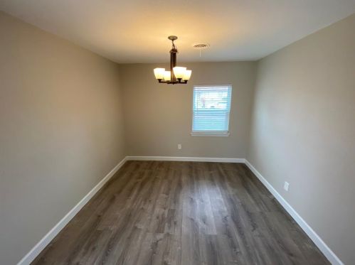 12645 Hallum St, Dallas TX  75243-1857 exterior