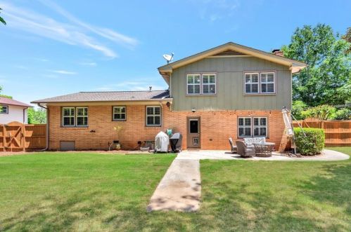 3769 Kinnard Dr, Atlanta GA 30360-1505 exterior