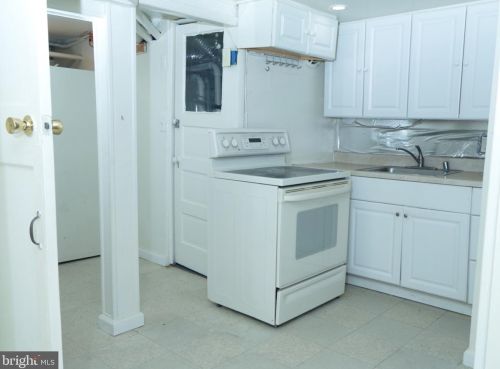 1217 Ingraham St, Washington DC 20011-3122 exterior