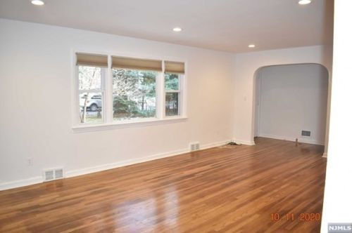 199 Knickerbocker Rd, Demarest NJ  07627-1011 exterior