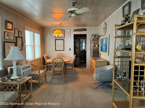 8 Danby Pl, Point Pleasant Beach NJ  08742-5620 exterior