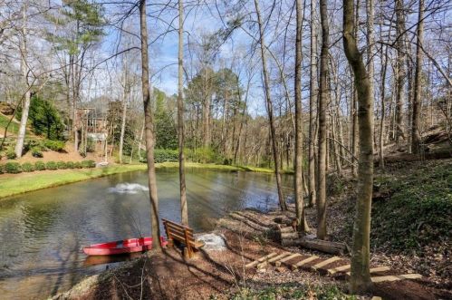 330 Balboa Ct, Atlanta GA  30342-2014 exterior