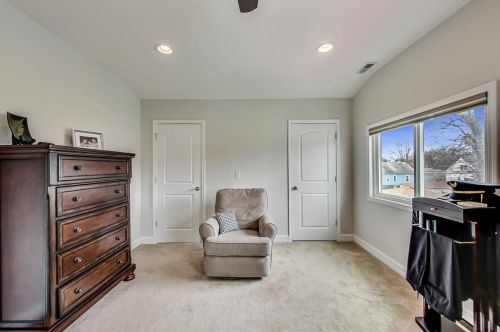 4316 Moody Ave, Chicago IL 60638-3545 exterior