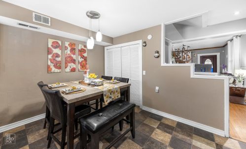 5245 Tripp Ave, Chicago IL 60632-4606 exterior