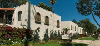 1151 Walnut Ave, Tustin CA  92780-5649 exterior