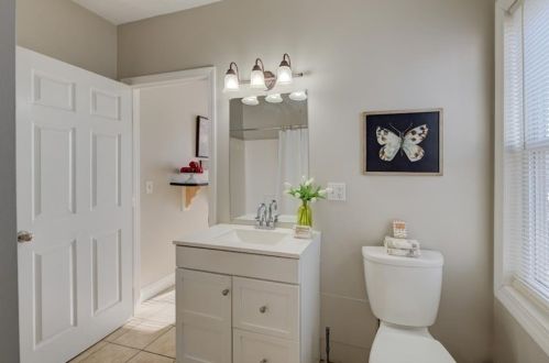 136 Ohio Ave, Providence RI  02905-4304 exterior