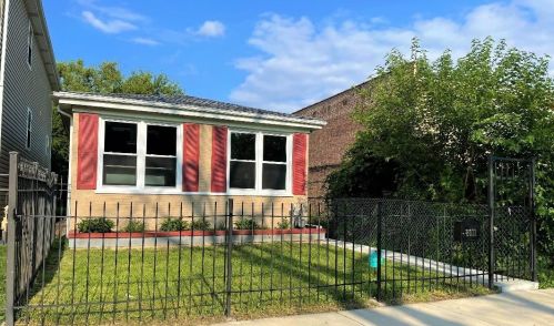 8011 Emerald Ave, Chicago IL  60620-2518 exterior